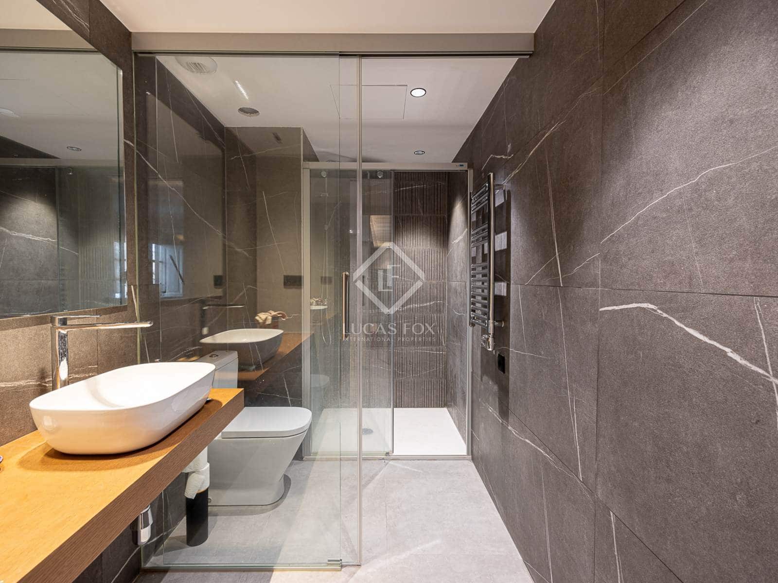 2 soveværelse Lejlighed til salg i Barcelona by - € 494.000 (Ref: 8826726)