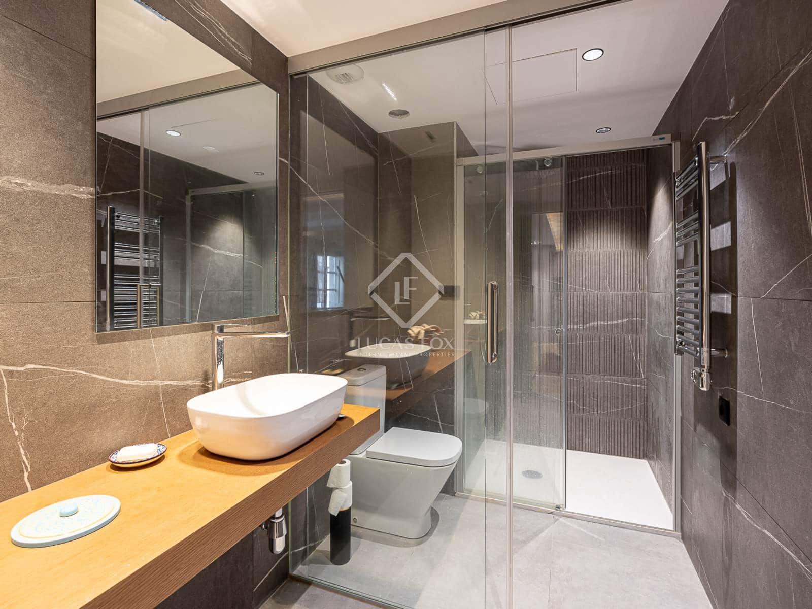 2 soveværelse Lejlighed til salg i Barcelona by - € 494.000 (Ref: 8826726)