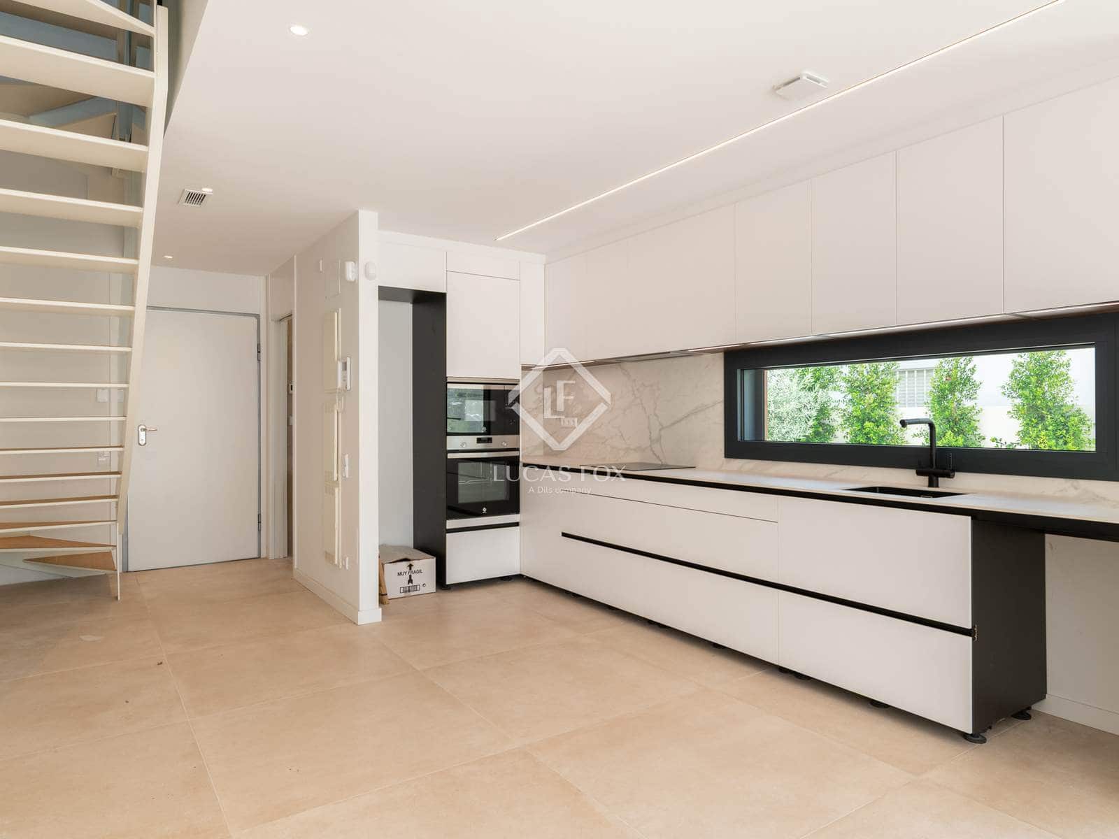 3 soveværelse Villa til salg i Castelldefels med swimmingpool garage - € 1.150.000 (Ref: 8826727)