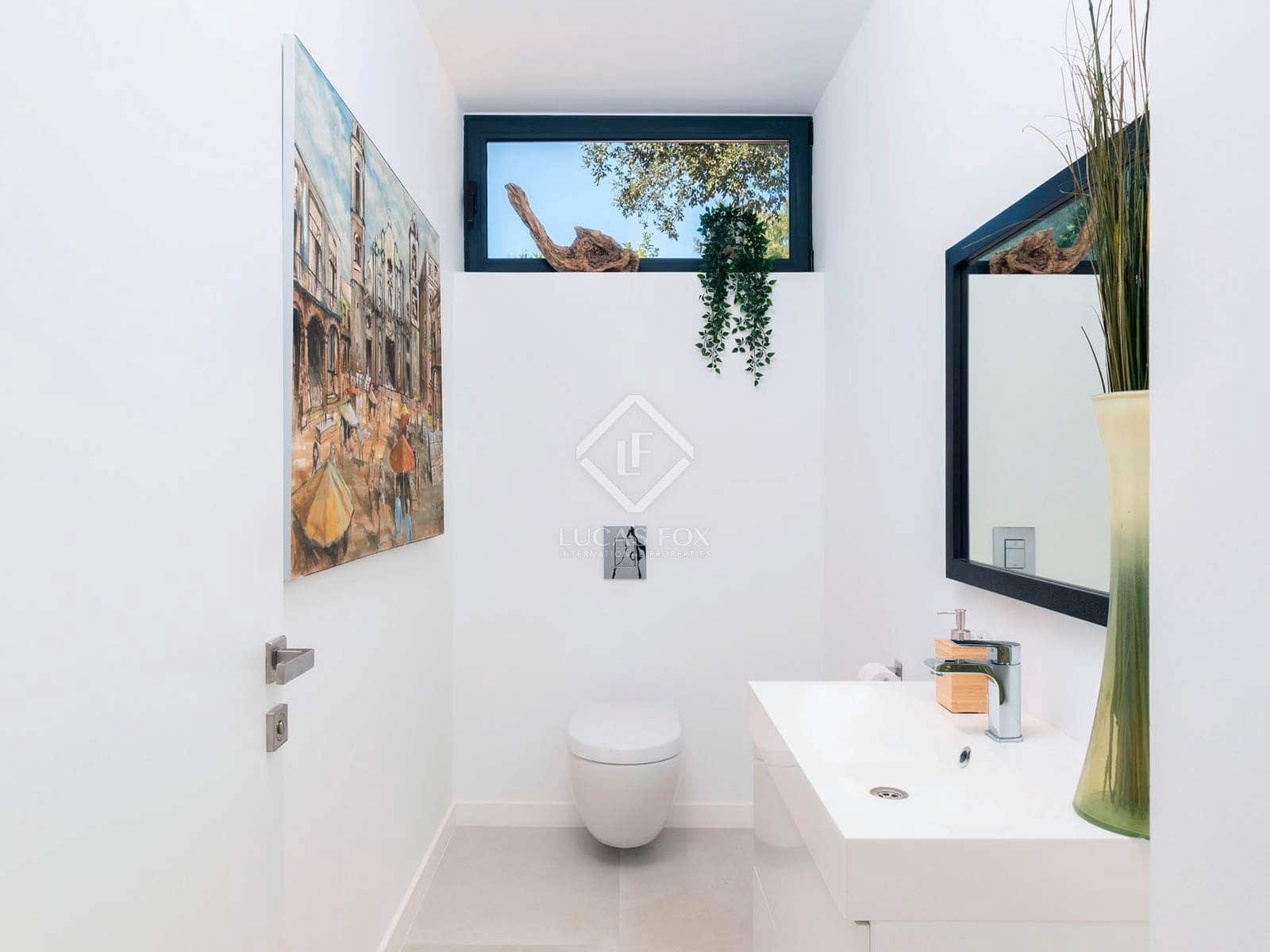 4 bedroom Villa for sale in Sotogrande with pool garage - € 2,395,000 (Ref: 8830007)