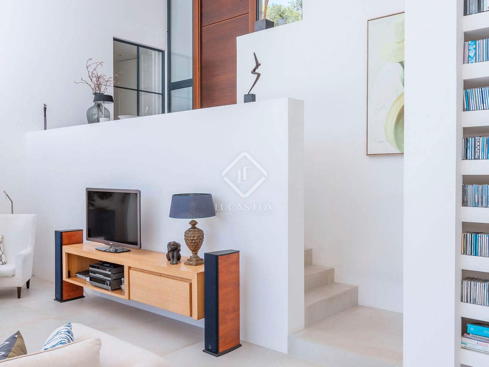 4 bedroom Villa for sale in Sotogrande with pool garage - € 2,395,000 (Ref: 8830007)