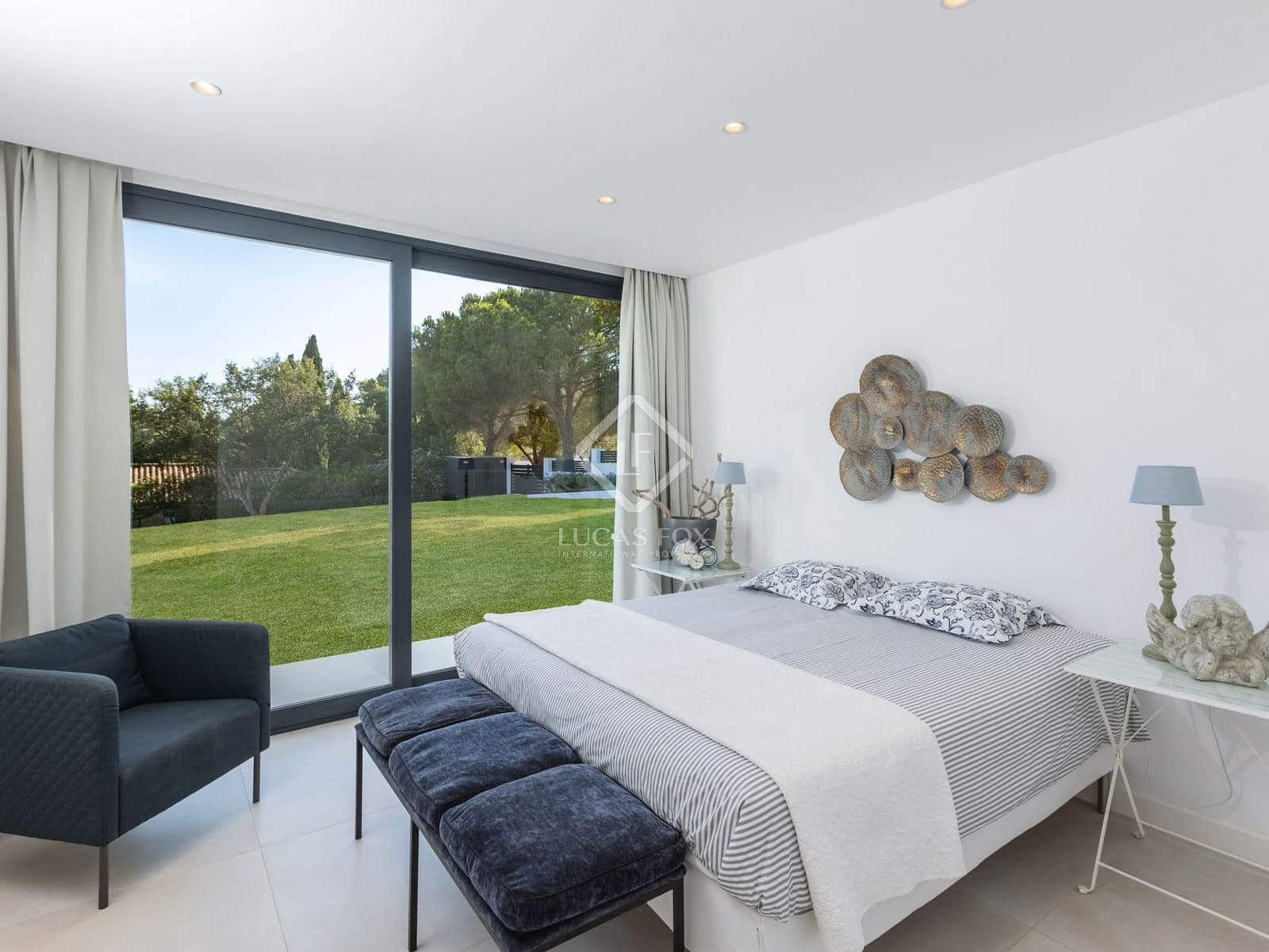4 bedroom Villa for sale in Sotogrande with pool garage - € 2,395,000 (Ref: 8830007)