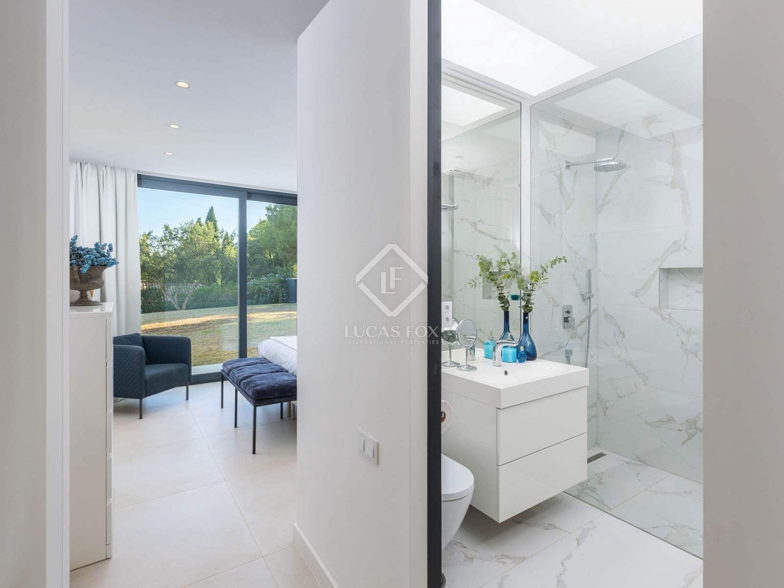 4 bedroom Villa for sale in Sotogrande with pool garage - € 2,395,000 (Ref: 8830007)