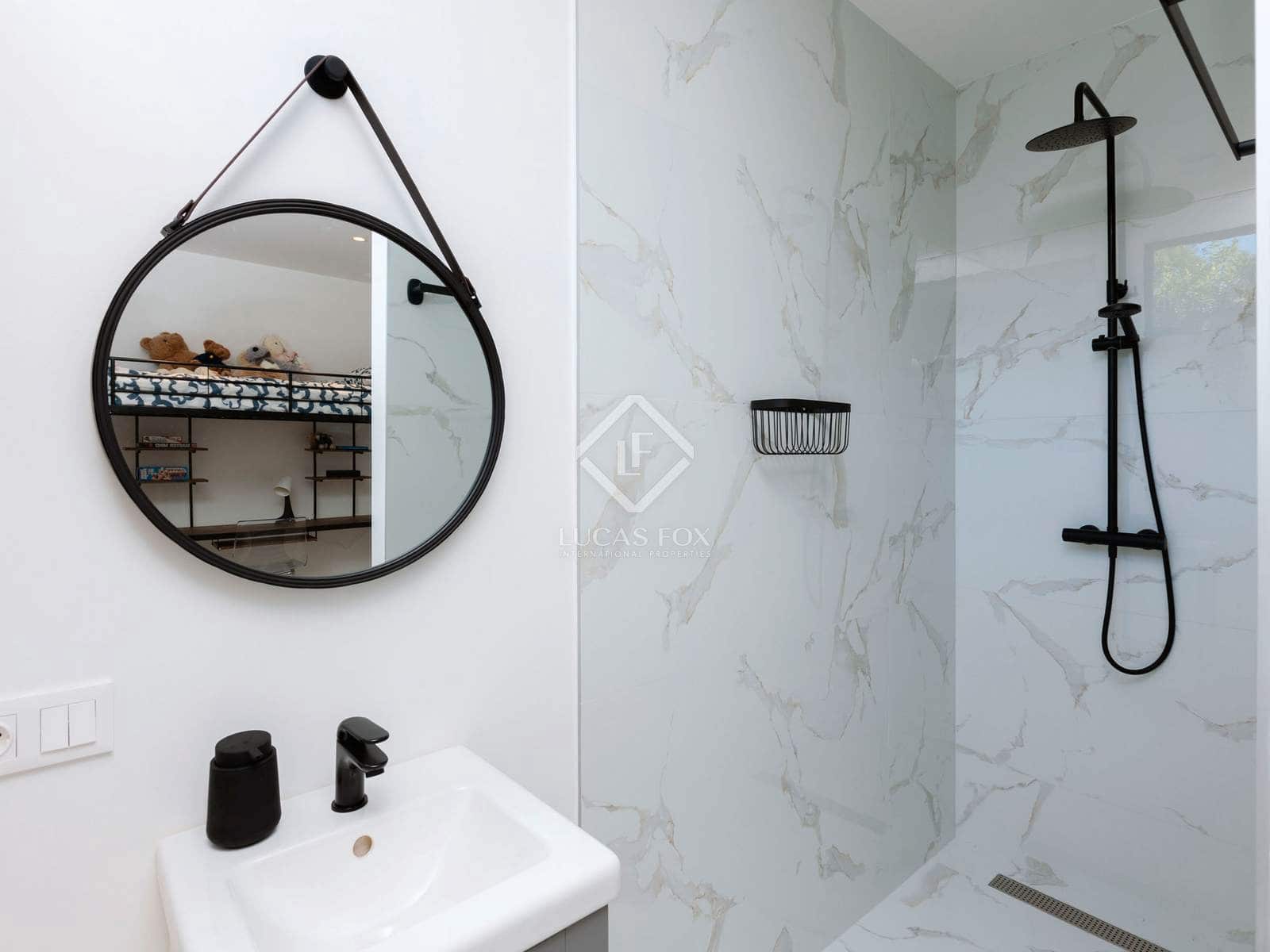 4 bedroom Villa for sale in Sotogrande with pool garage - € 2,395,000 (Ref: 8830007)