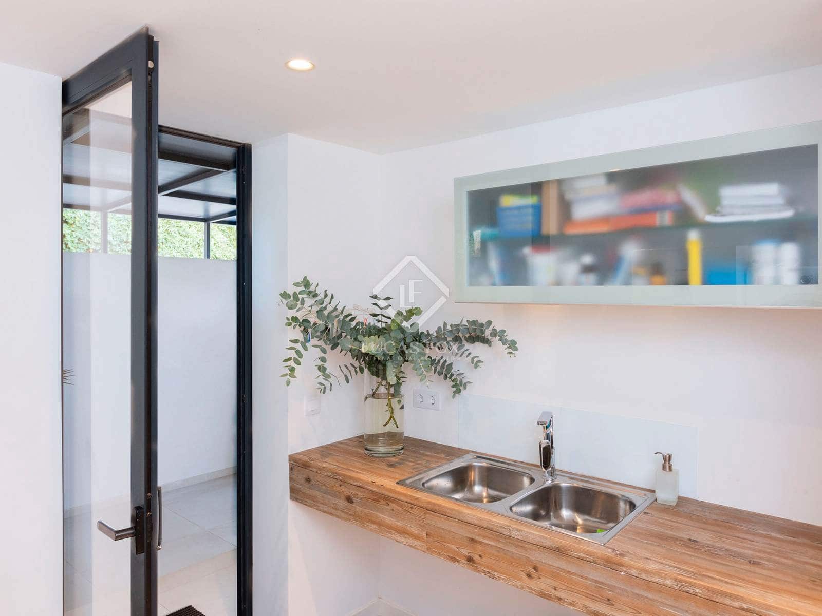 4 bedroom Villa for sale in Sotogrande with pool garage - € 2,395,000 (Ref: 8830007)