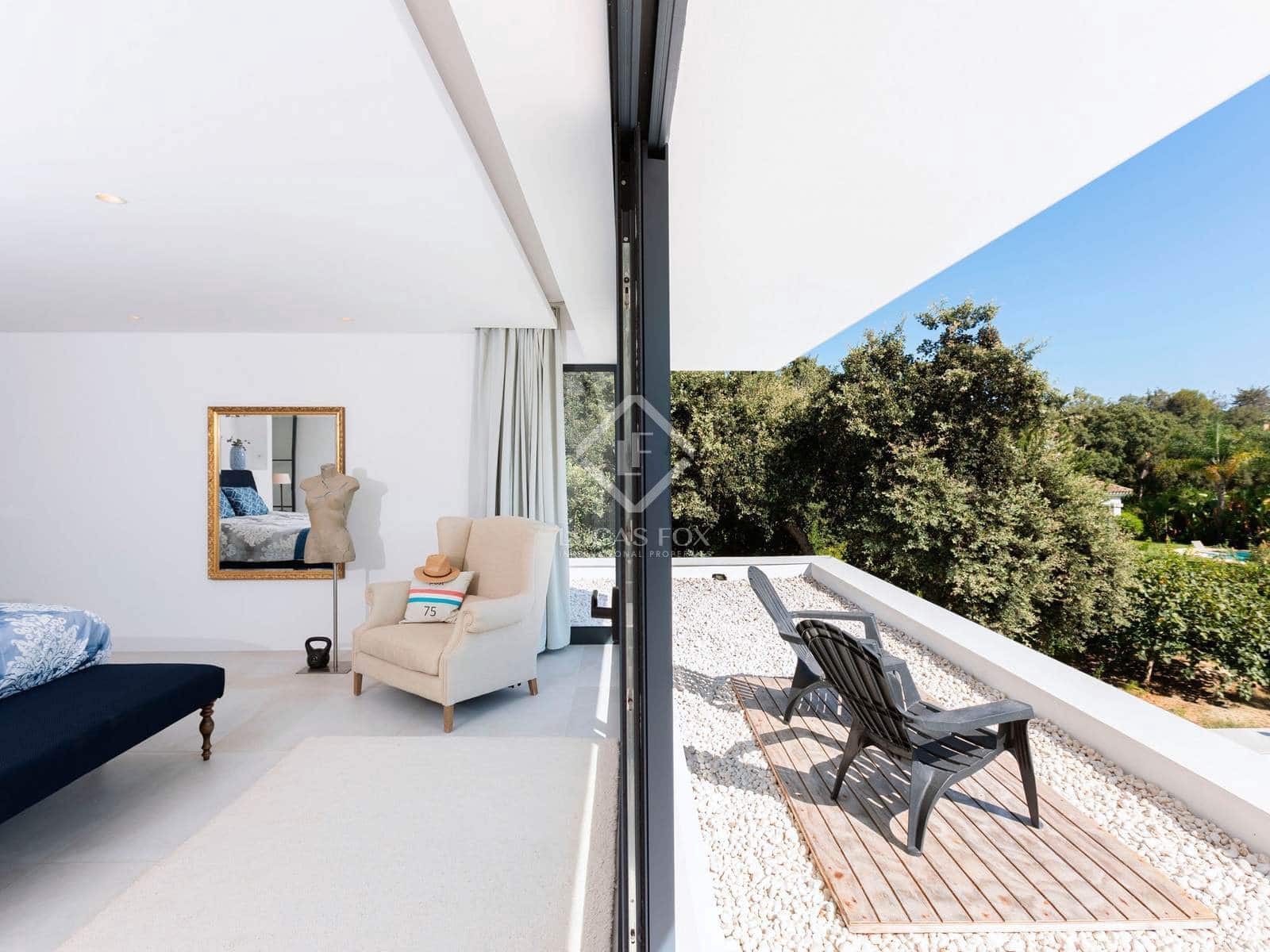 4 bedroom Villa for sale in Sotogrande with pool garage - € 2,395,000 (Ref: 8830007)