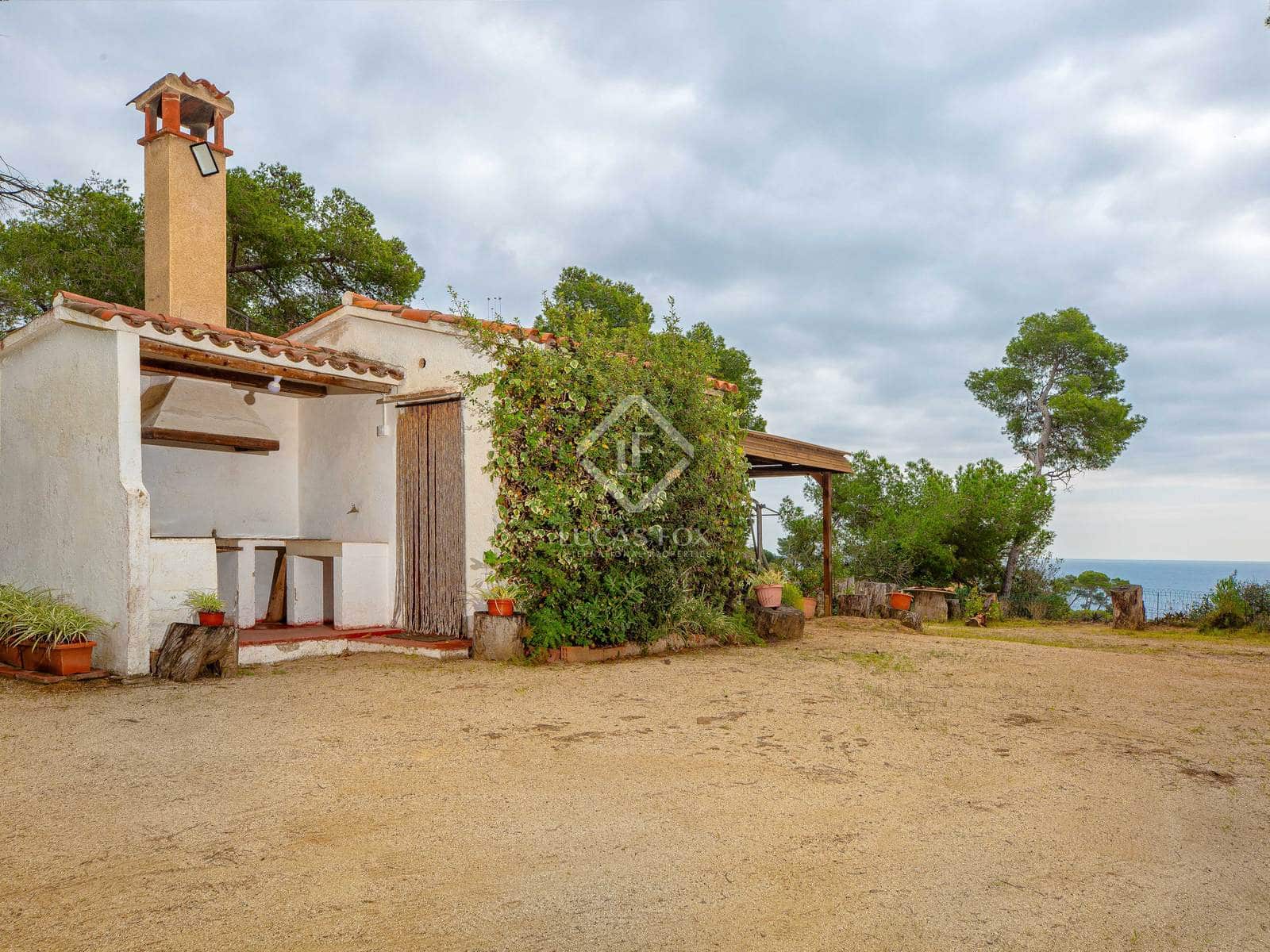 6 slaapkamer Villa te koop in Lloret de Mar met zwembad garage - € 3.500.000 (Ref: 8830199)