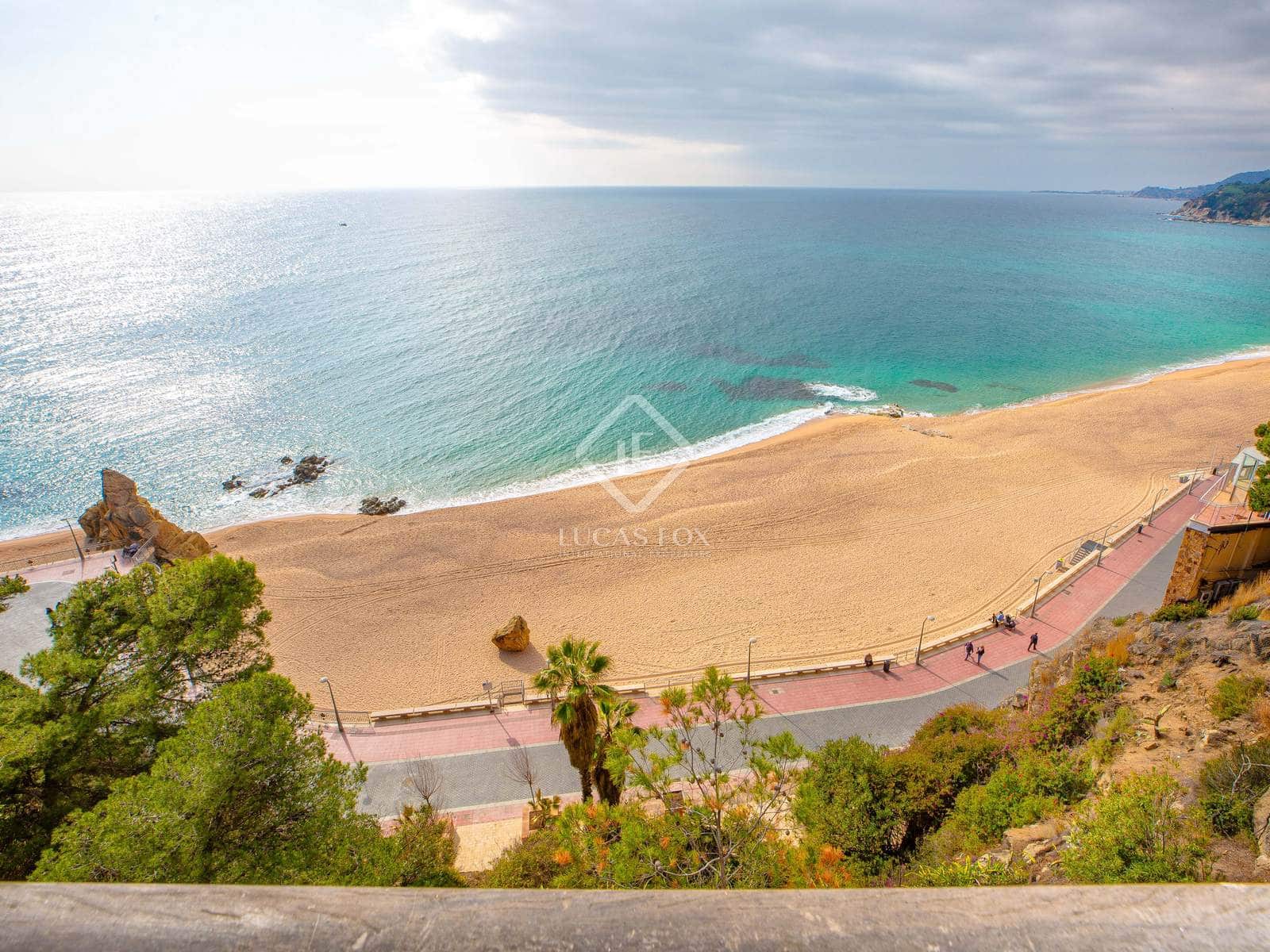 6 slaapkamer Villa te koop in Lloret de Mar met zwembad garage - € 3.500.000 (Ref: 8830199)