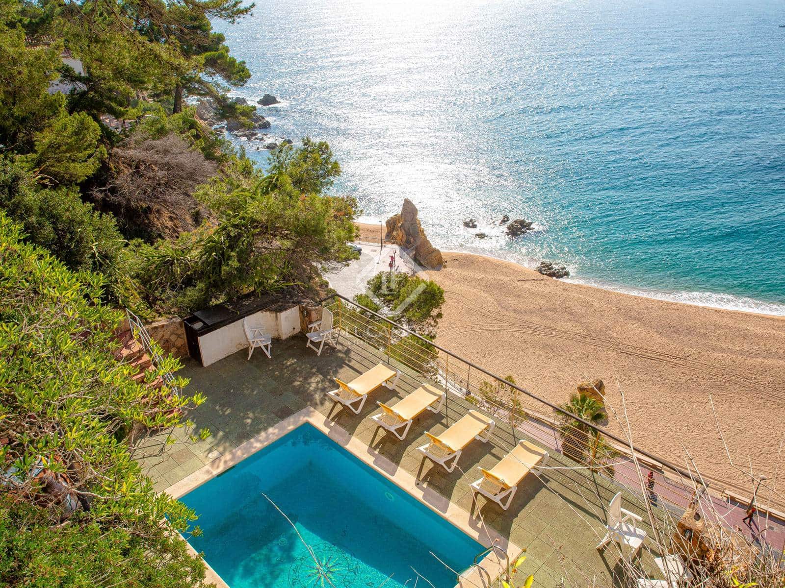 6 slaapkamer Villa te koop in Lloret de Mar met zwembad garage - € 3.500.000 (Ref: 8830199)