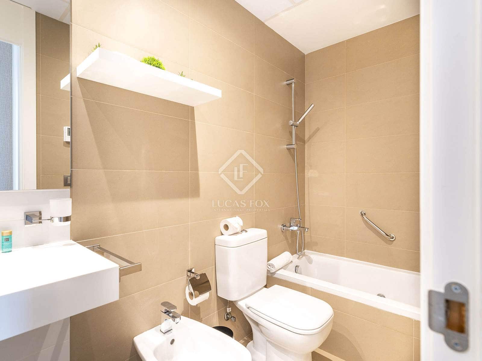 2 soveværelse Lejlighed til salg i Benidorm med swimmingpool garage - € 495.000 (Ref: 8830200)