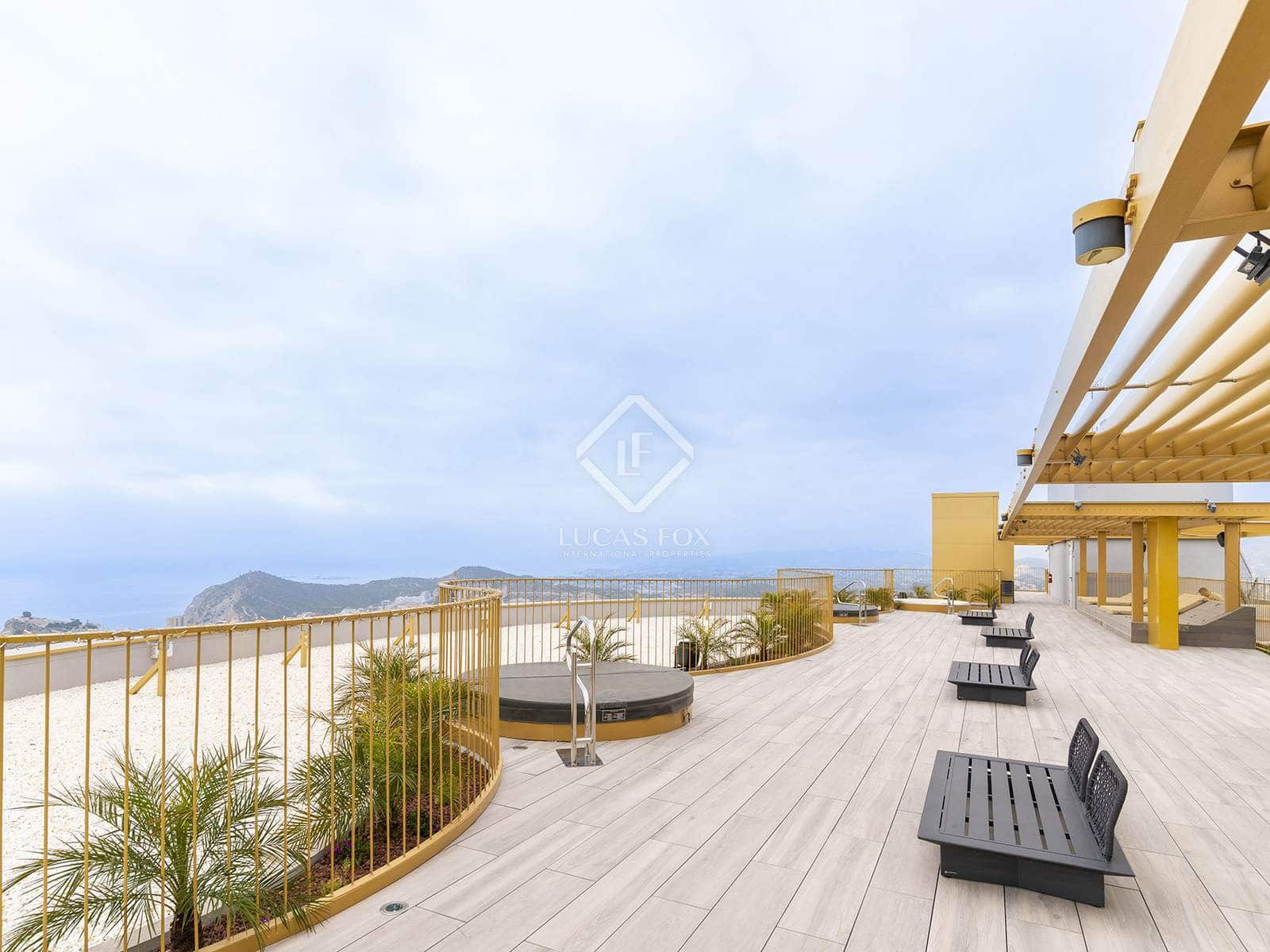 2 soveværelse Lejlighed til salg i Benidorm med swimmingpool garage - € 495.000 (Ref: 8830200)