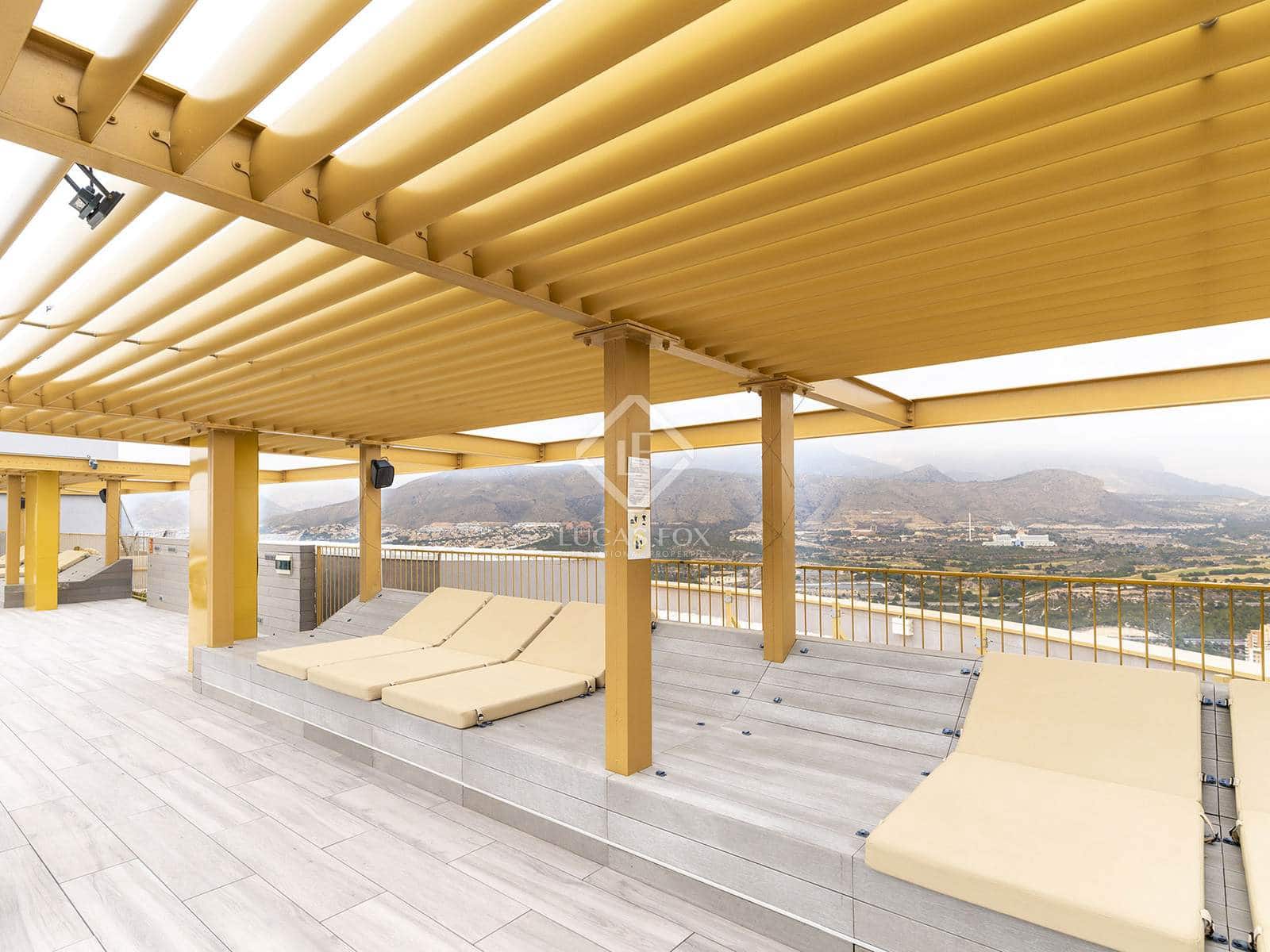 2 soveværelse Lejlighed til salg i Benidorm med swimmingpool garage - € 495.000 (Ref: 8830200)