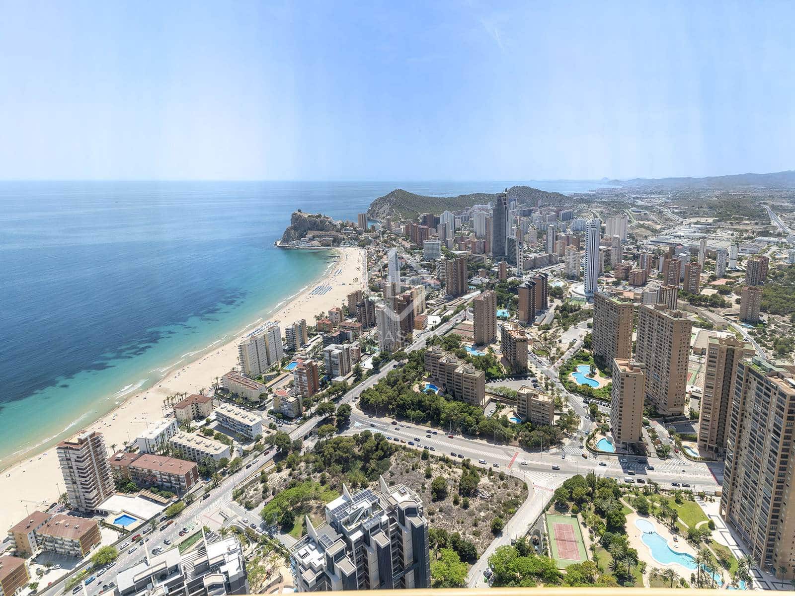 2 soveværelse Lejlighed til salg i Benidorm med swimmingpool garage - € 495.000 (Ref: 8830200)