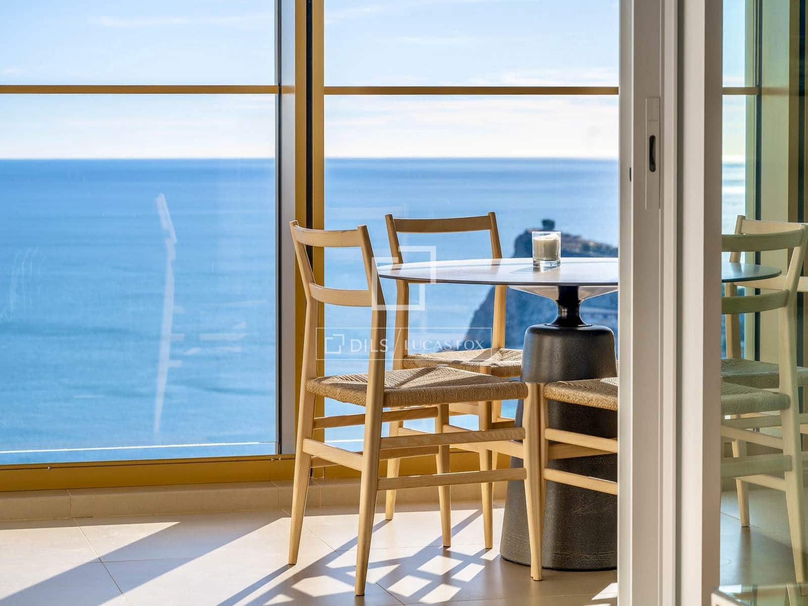 2 bedroom Apartment for sale in Benidorm with pool garage - € 495,000 (Ref: 8830200)