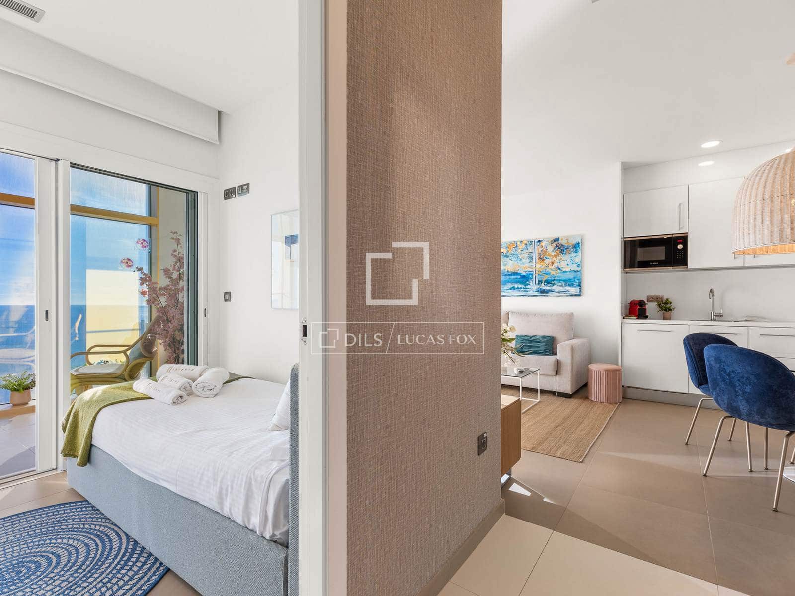 2 bedroom Apartment for sale in Benidorm with pool garage - € 495,000 (Ref: 8830200)