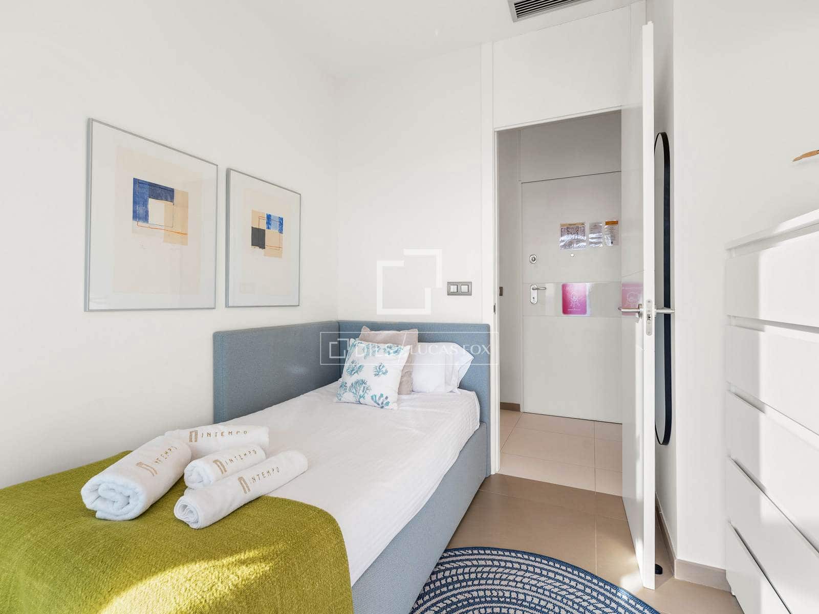 2 bedroom Apartment for sale in Benidorm with pool garage - € 495,000 (Ref: 8830200)