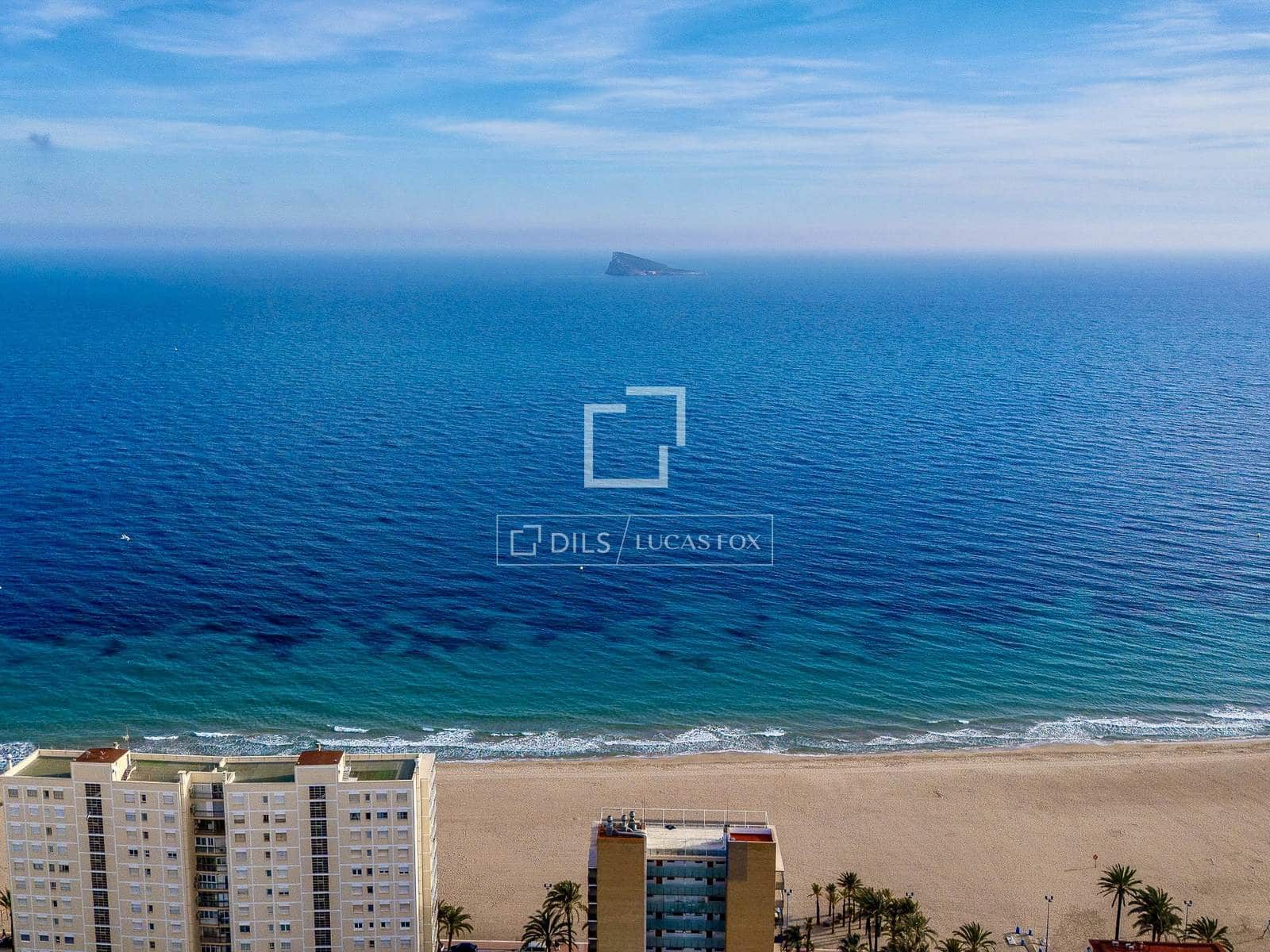 2 bedroom Apartment for sale in Benidorm with pool garage - € 495,000 (Ref: 8830200)