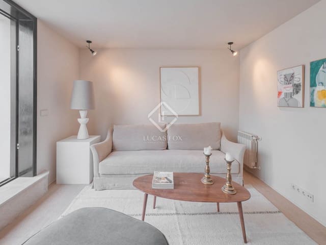 2 sovrum Takvåning till salu i Madrid stad - 1 690 000 € (Ref: 8830497)