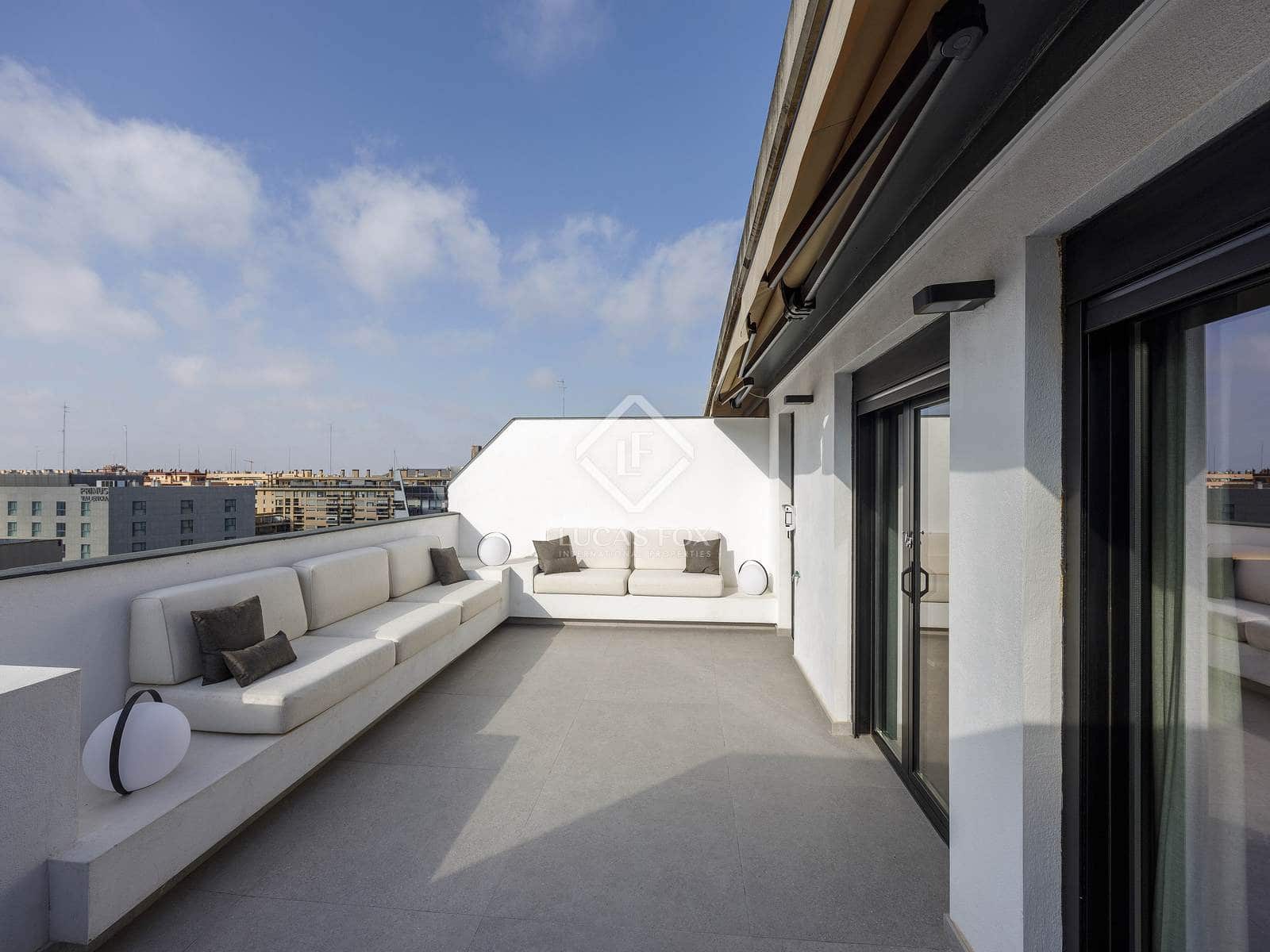 3 sypialnia Penthouse na sprzedaż w Miasto Walencja z basenem garażem - 1 030 000 € (Ref: 8835509)