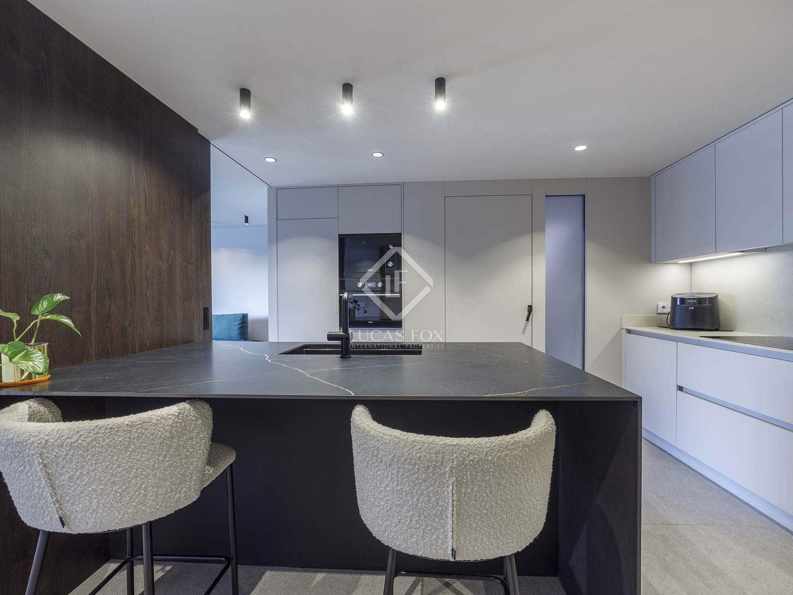 3 sypialnia Penthouse na sprzedaż w Miasto Walencja z basenem garażem - 1 030 000 € (Ref: 8835509)