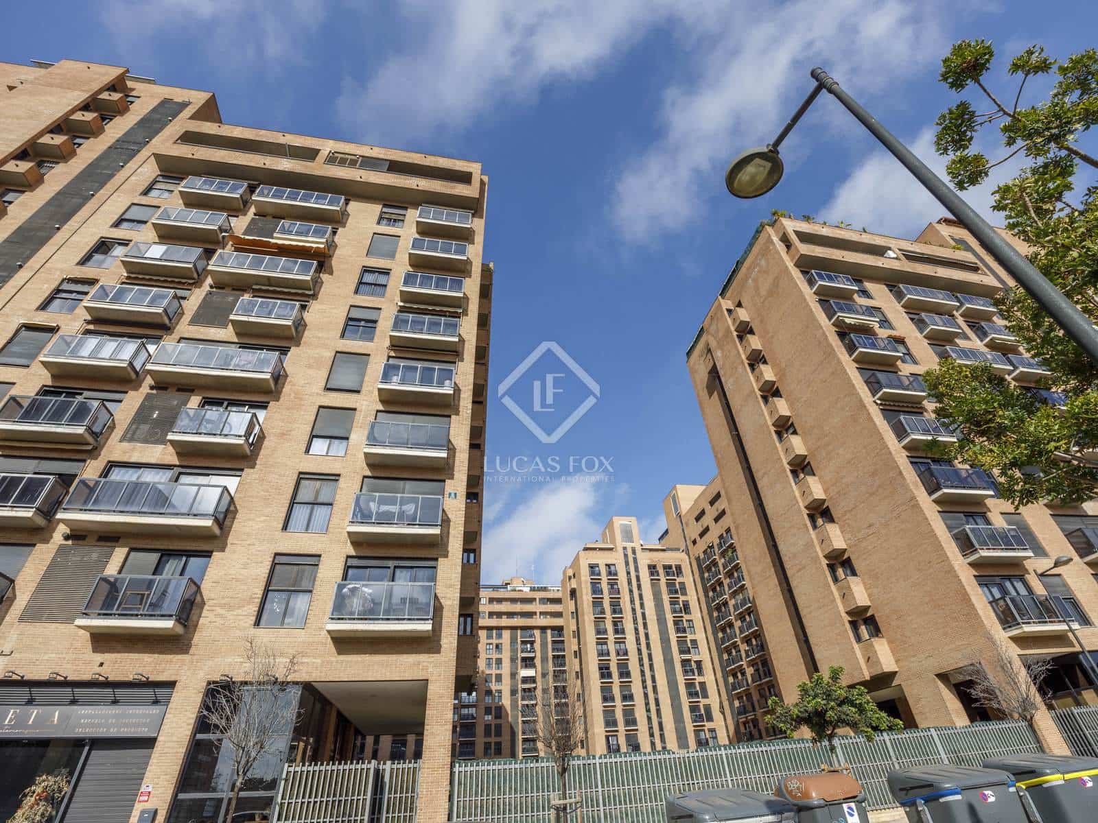 3 sypialnia Penthouse na sprzedaż w Miasto Walencja z basenem garażem - 1 030 000 € (Ref: 8835509)