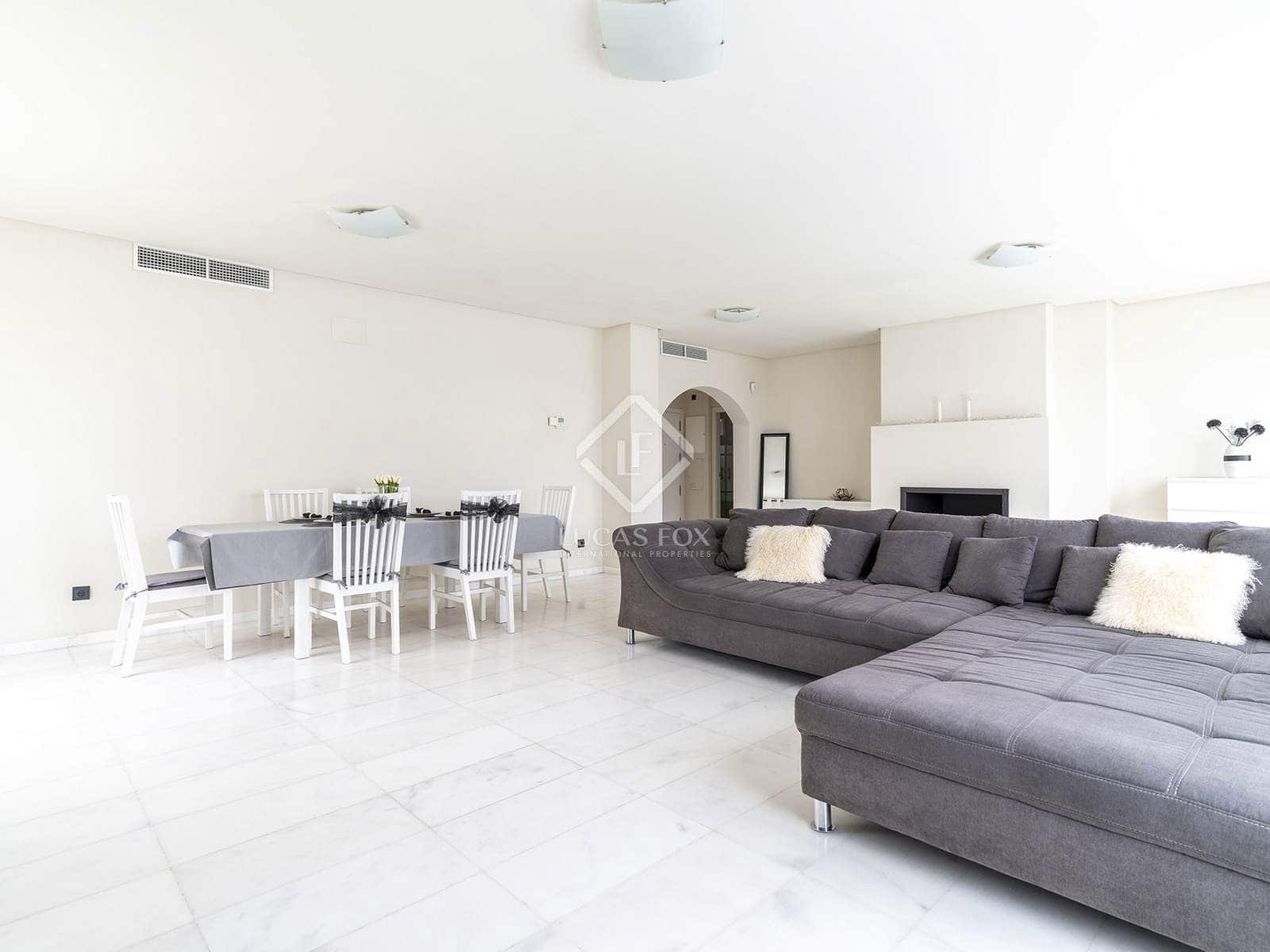 4 soveværelse Villa til salg i Finestrat med swimmingpool garage - € 810.000 (Ref: 8835510)