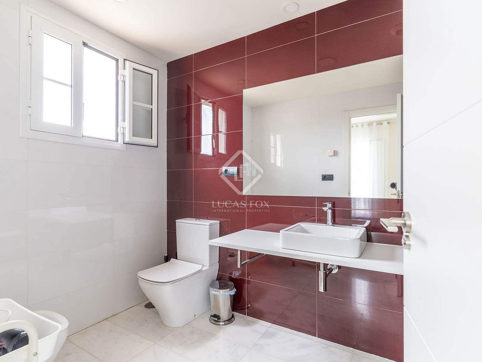 4 soveværelse Villa til salg i Finestrat med swimmingpool garage - € 810.000 (Ref: 8835510)