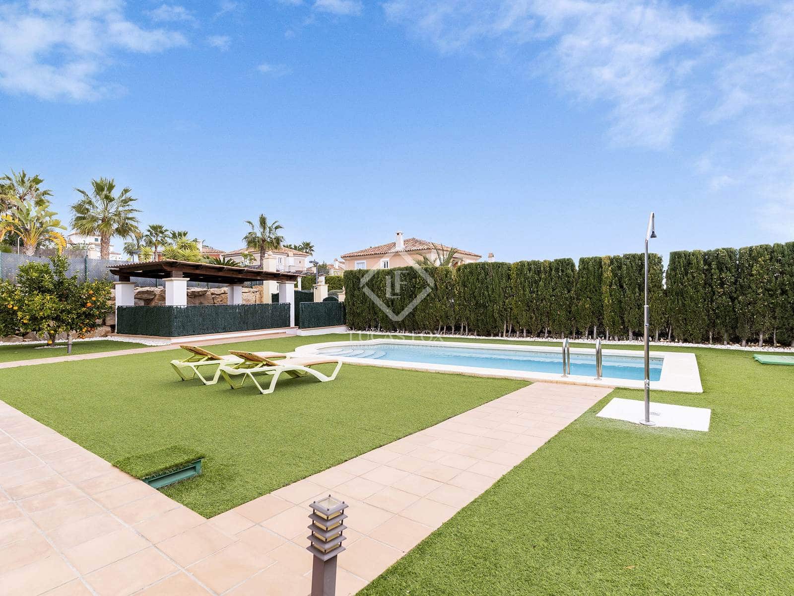 4 soveværelse Villa til salg i Finestrat med swimmingpool garage - € 810.000 (Ref: 8835510)