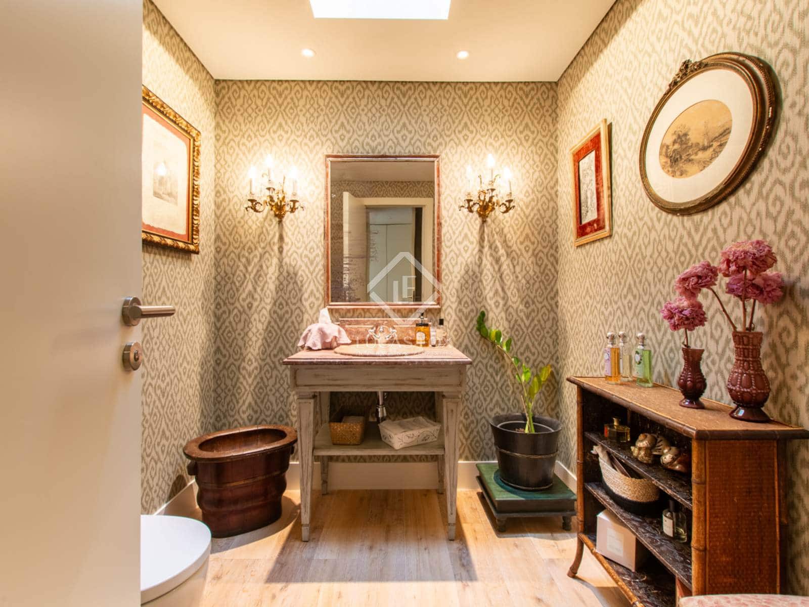 6 bedroom Villa for sale in Pozuelo de Alarcon with pool garage - € 6,900,000 (Ref: 8835895)