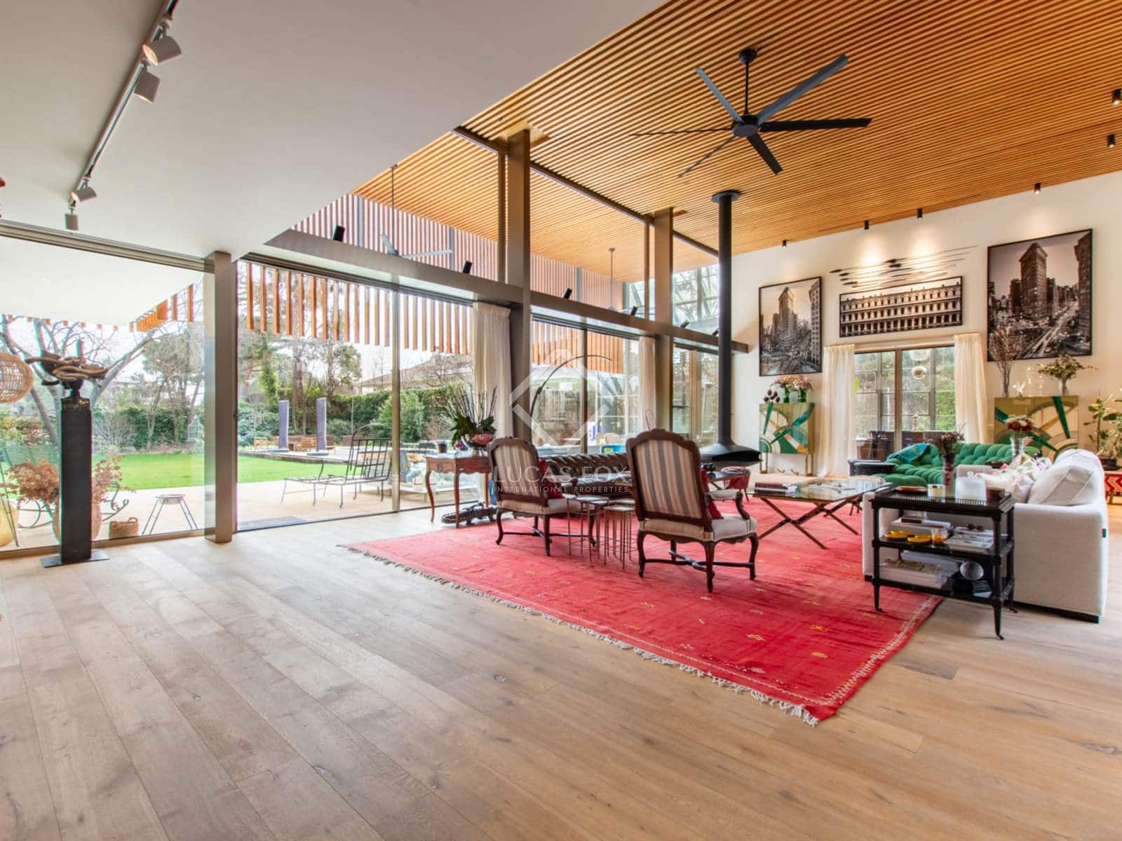 6 bedroom Villa for sale in Pozuelo de Alarcon with pool garage - € 6,900,000 (Ref: 8835895)