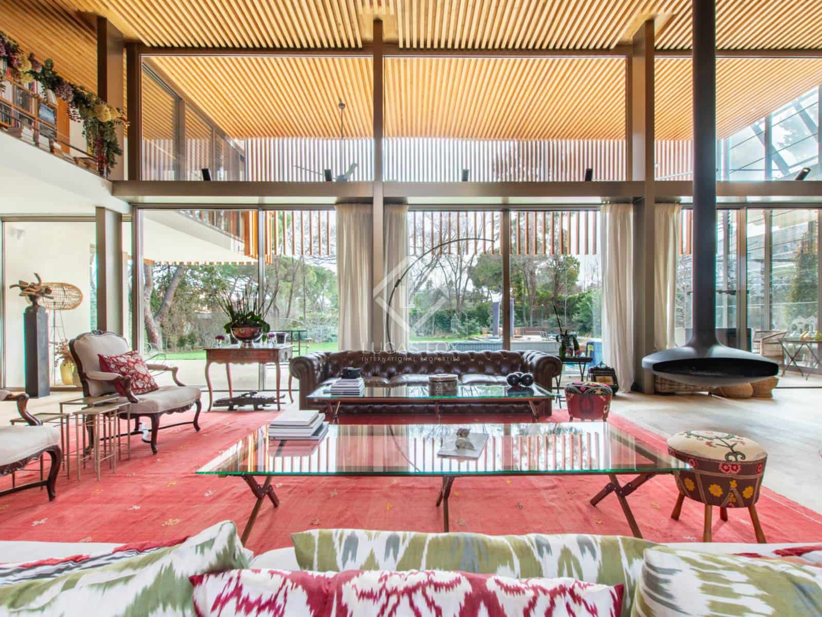 6 bedroom Villa for sale in Pozuelo de Alarcon with pool garage - € 6,900,000 (Ref: 8835895)