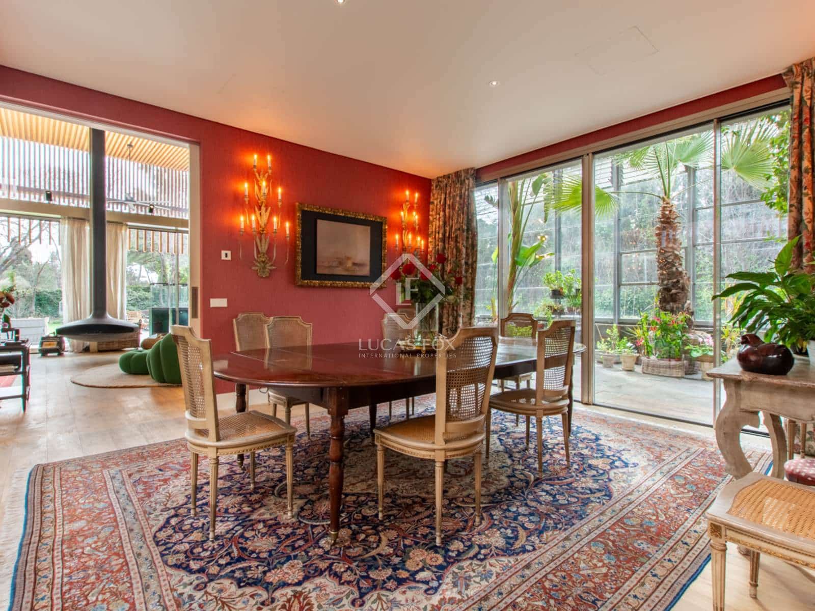 6 bedroom Villa for sale in Pozuelo de Alarcon with pool garage - € 6,900,000 (Ref: 8835895)