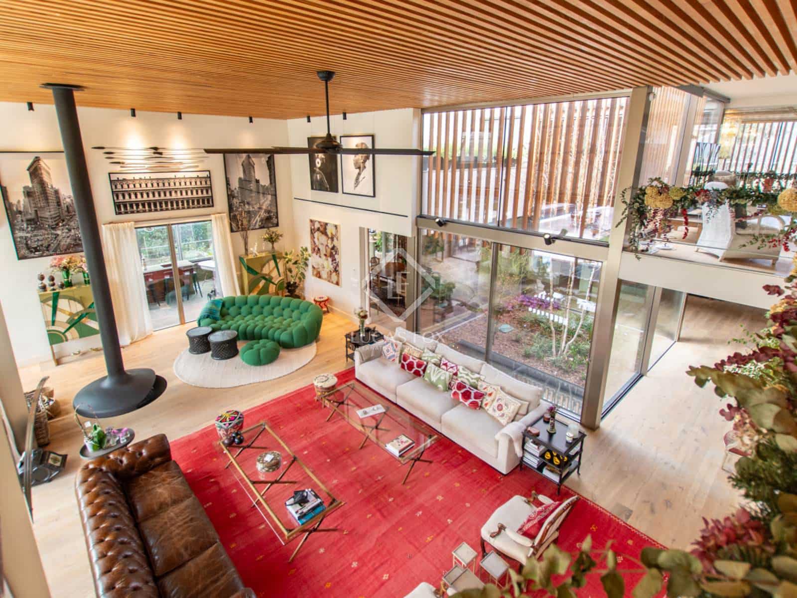 6 bedroom Villa for sale in Pozuelo de Alarcon with pool garage - € 6,900,000 (Ref: 8835895)