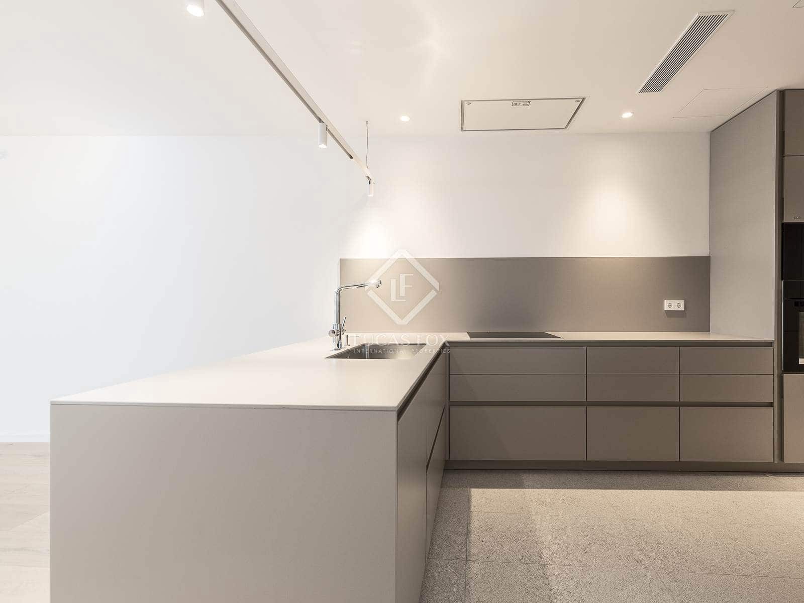 2 soveværelse Penthouse til salg i Barcelona by - € 2.390.000 (Ref: 8837798)