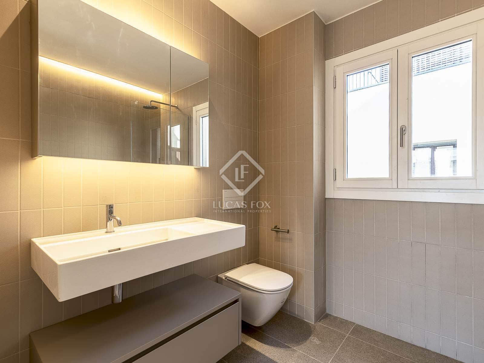 2 soveværelse Penthouse til salg i Barcelona by - € 2.390.000 (Ref: 8837798)