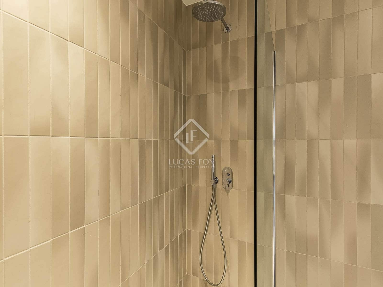 2 soveværelse Penthouse til salg i Barcelona by - € 2.390.000 (Ref: 8837798)