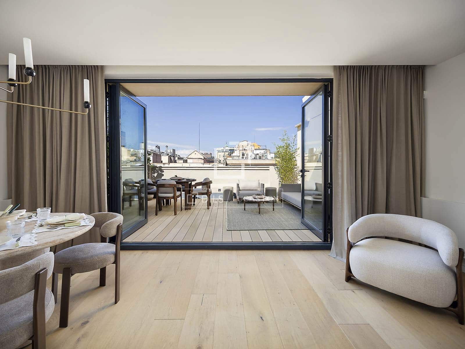 2 soveværelse Penthouse til salg i Barcelona by - € 2.150.000 (Ref: 8837798)