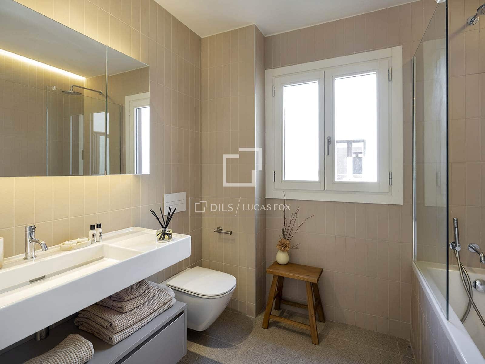 2 soveværelse Penthouse til salg i Barcelona by - € 2.150.000 (Ref: 8837798)