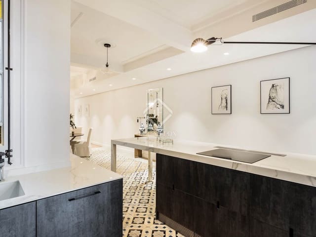 3 quarto Apartamento para venda em Barcelona cidade - 950 000 € (Ref: 8839932)