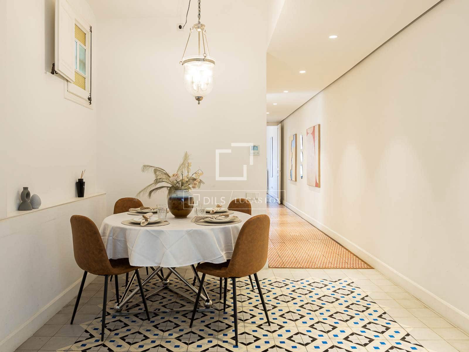 3 slaapkamer Appartement te koop in Barcelona stad - € 925.000 (Ref: 8839932)
