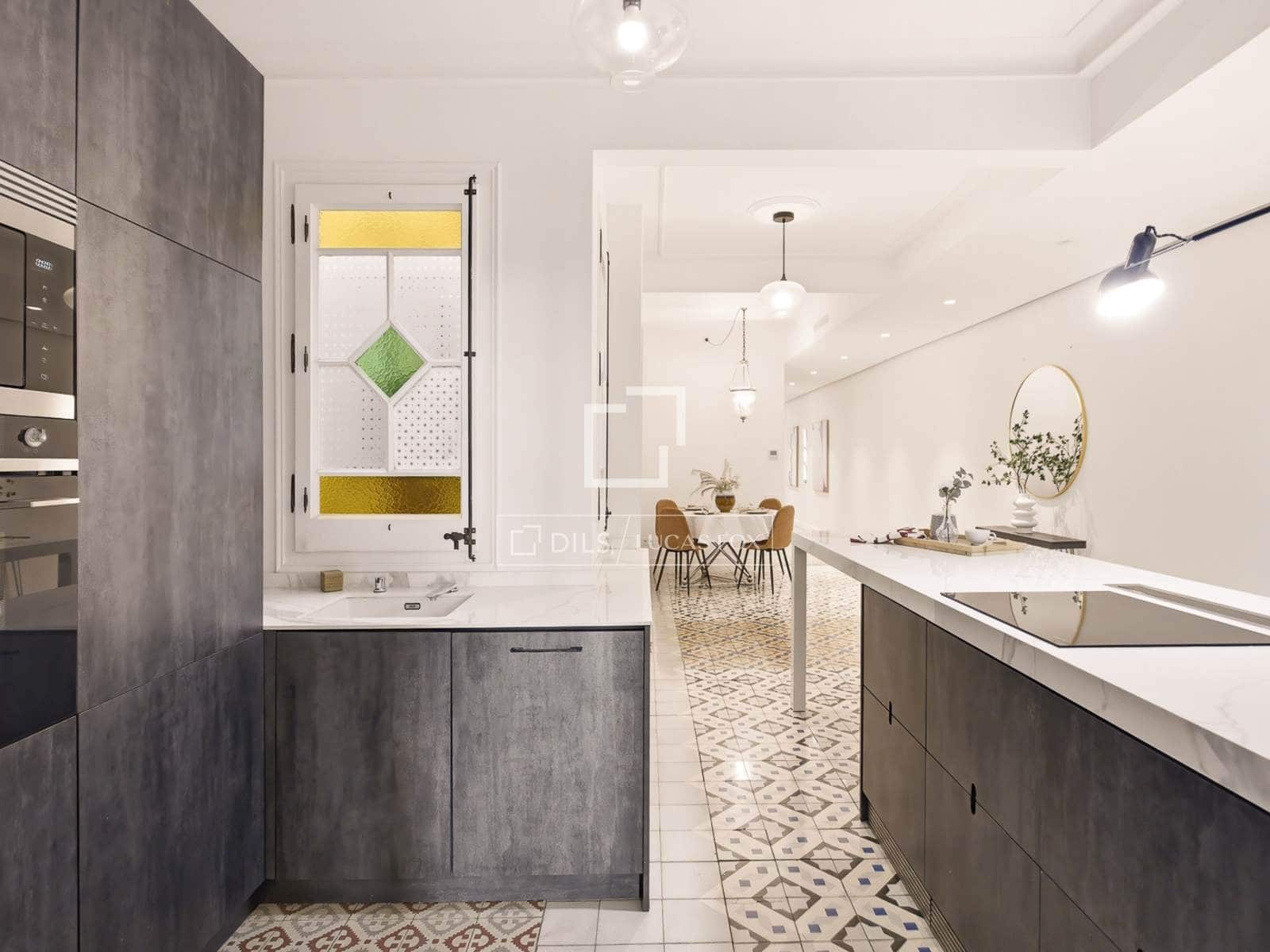 3 slaapkamer Appartement te koop in Barcelona stad - € 925.000 (Ref: 8839932)