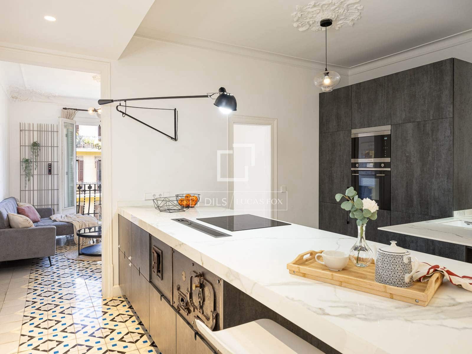3 slaapkamer Appartement te koop in Barcelona stad - € 925.000 (Ref: 8839932)