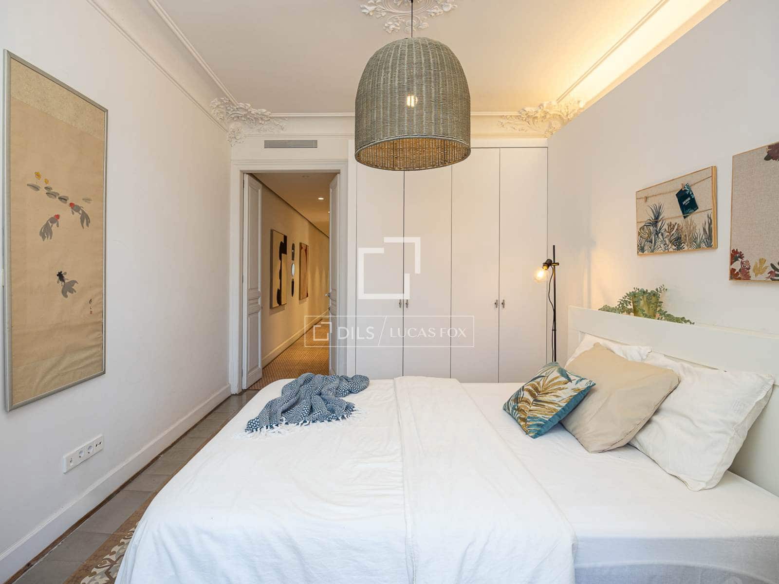 3 slaapkamer Appartement te koop in Barcelona stad - € 925.000 (Ref: 8839932)