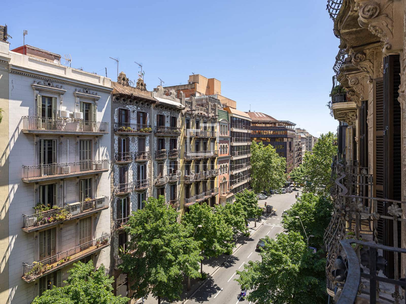 3 slaapkamer Appartement te koop in Barcelona stad - € 925.000 (Ref: 8839932)