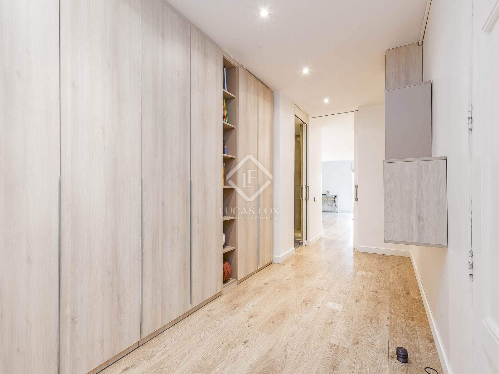 4 slaapkamer Appartement te koop in Barcelona stad - € 1.095.000 (Ref: 8839933)