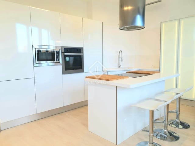 2 slaapkamer Appartement te koop in Valencia stad - € 650.000 (Ref: 8840345)