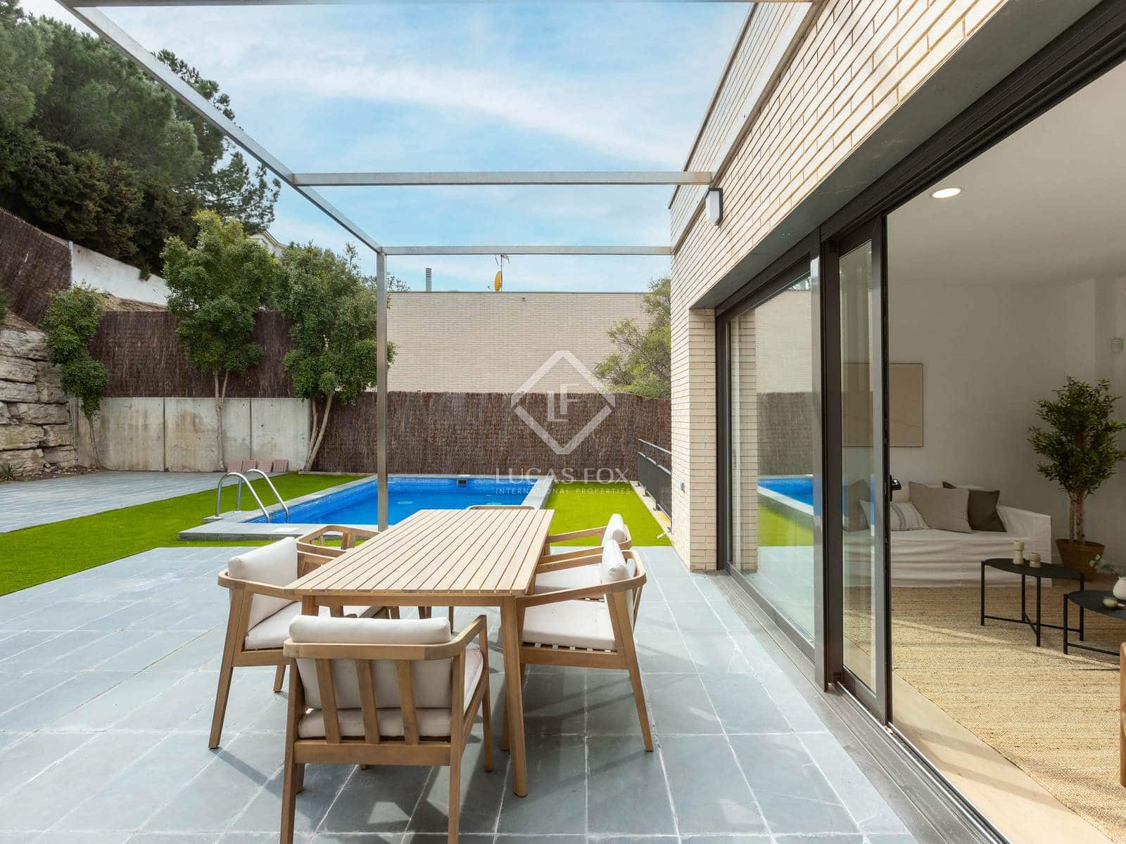 4 soverom Villa til salgs i Alella med svømmebasseng garasje - € 1 150 000 (Ref: 8842214)