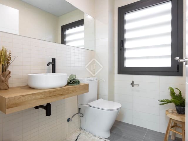 4 quarto Moradia para venda em Alella com piscina garagem - 1 150 000 € (Ref: 8842214)