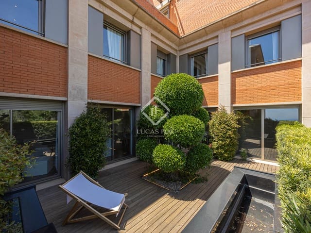 4 sypialnia Willa na sprzedaż w Miasto Barcelona z basenem garażem - 2 490 000 € (Ref: 8845869)