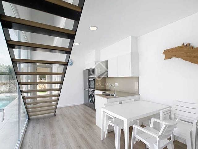 2 slaapkamer Villa te koop in Ciutadella de Menorca met zwembad - € 475.000 (Ref: 8845870)